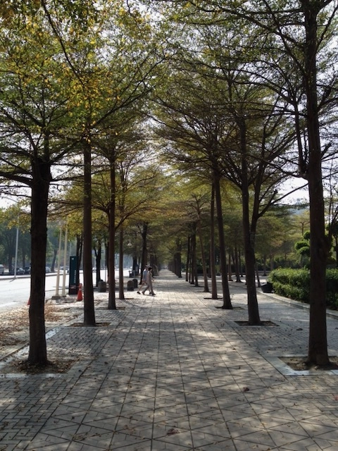 高雄市立美術館