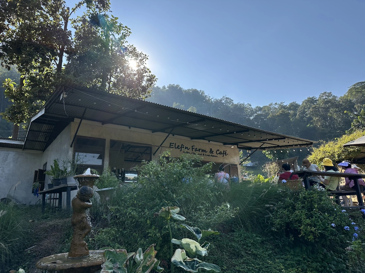 elefin farm cafe